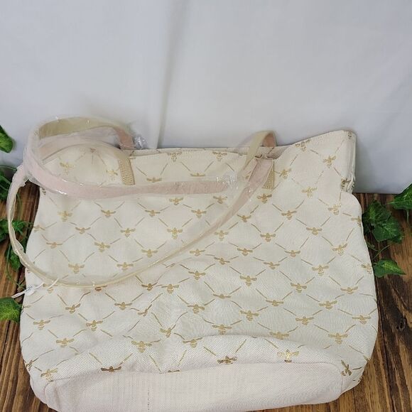 Shiraleah. Chicago. Chic Designer Tote Bag with Bees. Cream and Gold. NWT - Picture 1 of 9